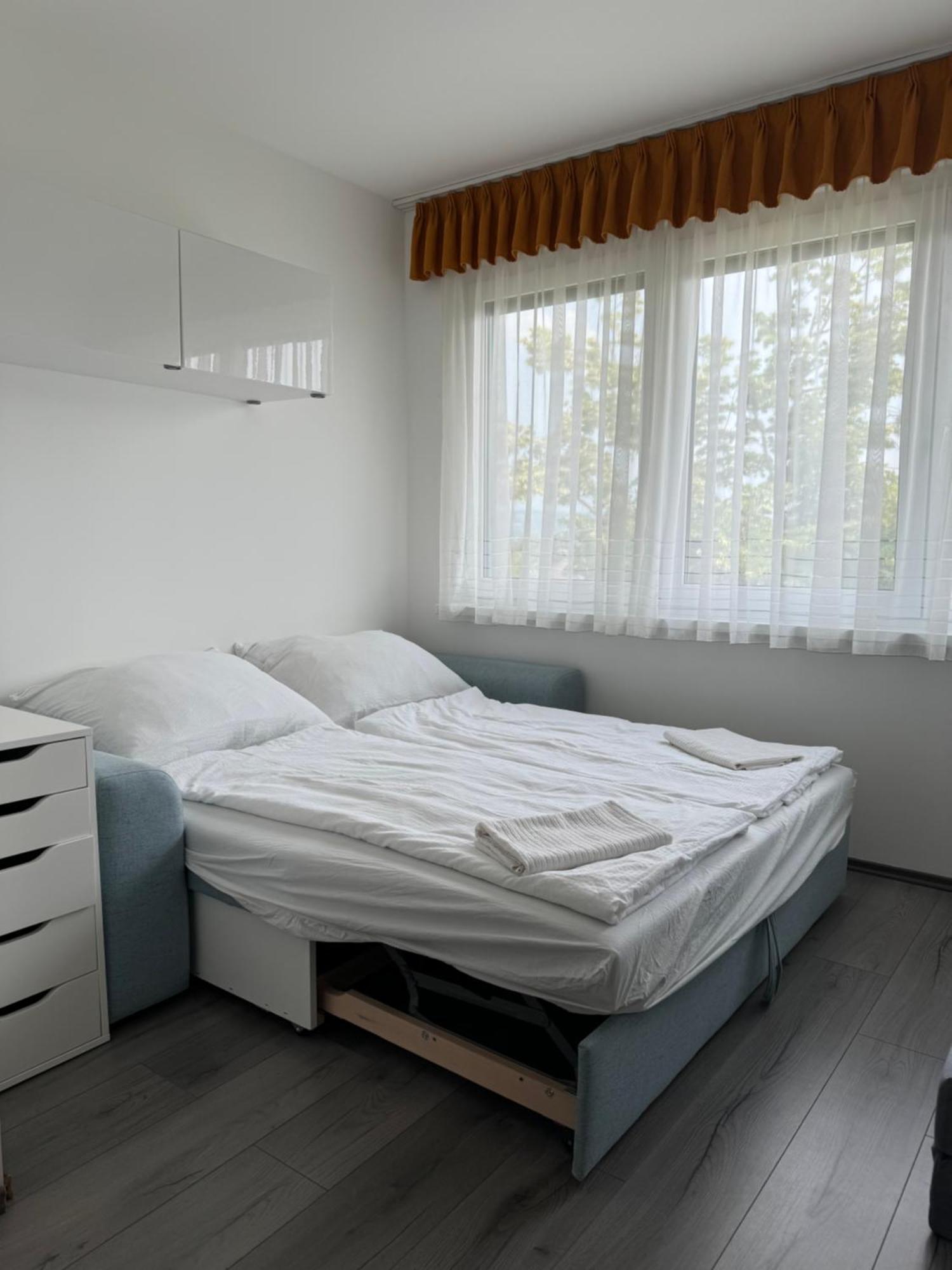 Pauzo Balaton Aparthotel Balatonfoldvar Exterior photo